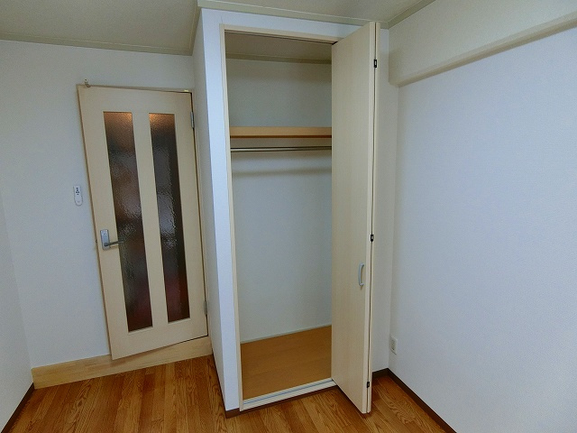 コート・サラ2の収納