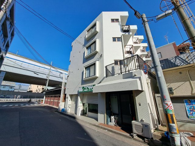 コート・サラ2の外観