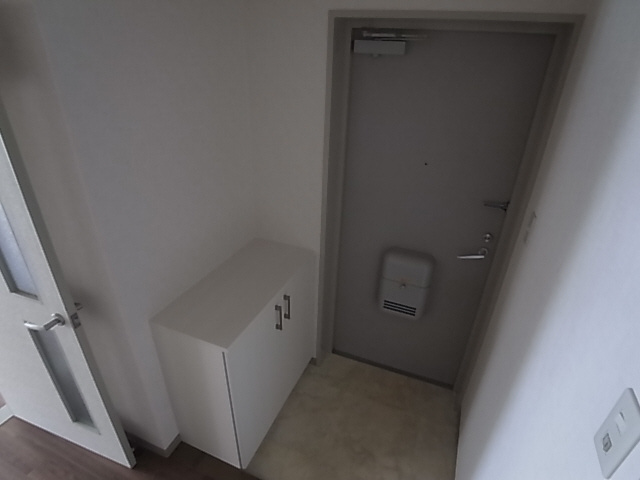 神戸市兵庫区下沢通８丁目の賃貸マンションの玄関|玄関（シューズボックス付）
