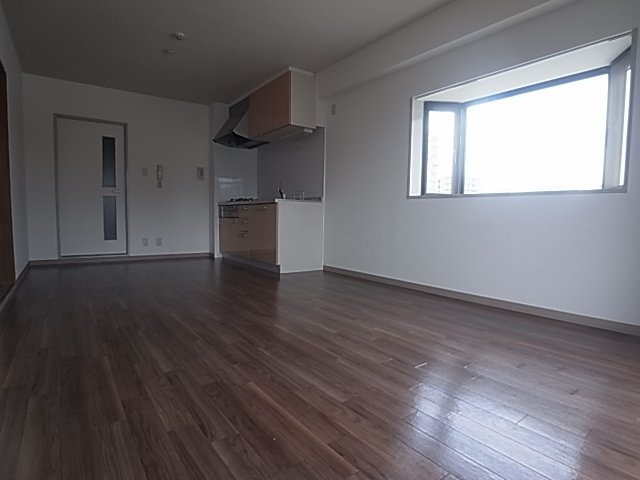 神戸市兵庫区下沢通８丁目の賃貸マンション