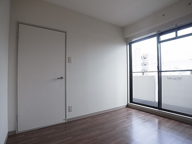 神戸市兵庫区下沢通８丁目の賃貸マンション