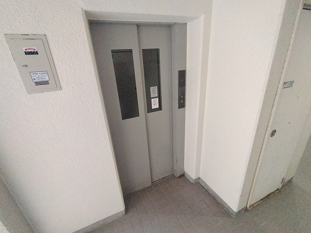 神戸市兵庫区下沢通８丁目の賃貸マンション