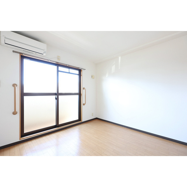 ユートピア三田　の子供部屋