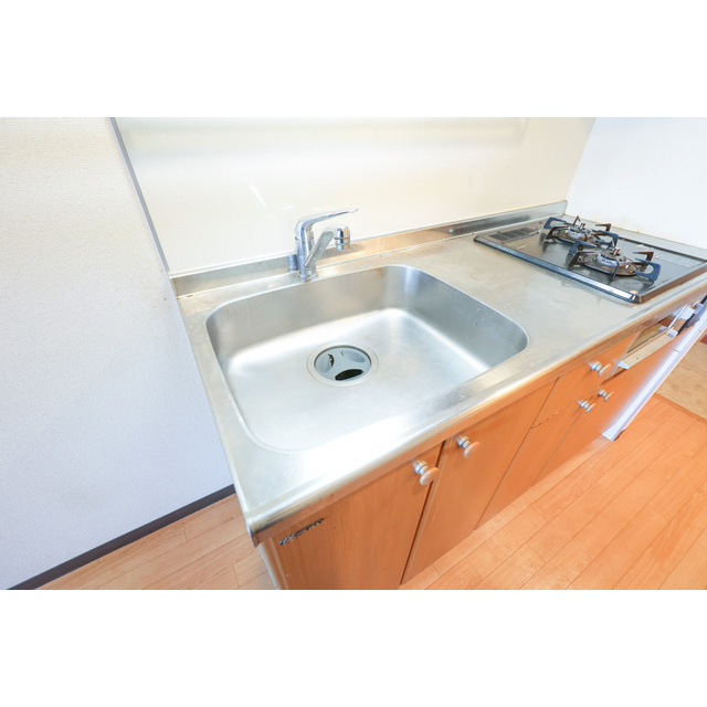 ユートピア三田　