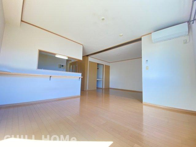 グランの居間・リビング|他社様掲載物件もまとめてご紹介、ご案内可能です(^^)/