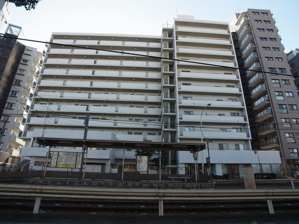 サンファミール西早稲田の外観