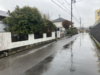 【前面道路含む現地写真】