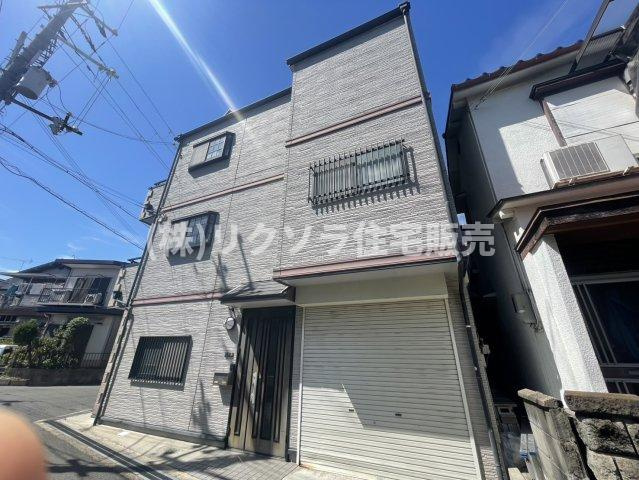 大成町　中古一戸建ての外観|新しい生活にいかがでしょうか？外観はお住まいの顔になります。こだわりたいポイントですね。外壁塗装や屋根塗装のご相談も承っております。
■現地内覧・資金計画相談・住宅ローン相談もお問合せ受付中■