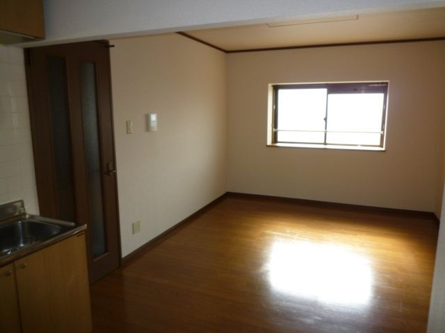 【居間・リビング】 | ユーミーマンション加藤Ｃ棟 | ※同建物同型別のお部屋