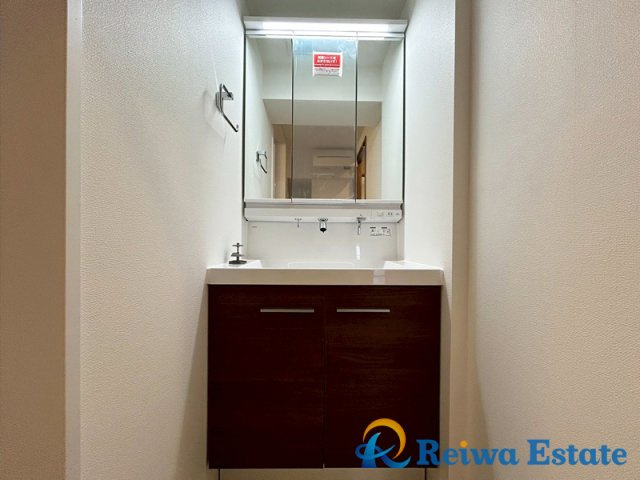 クリオ藤沢伍番館の独立洗面台