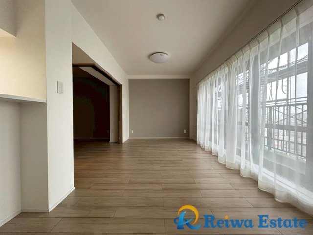 クリオ藤沢伍番館の居間・リビング