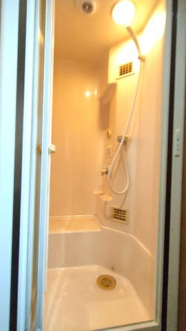 三郷市　高州1丁目　中古戸建の浴室|シャワールーム