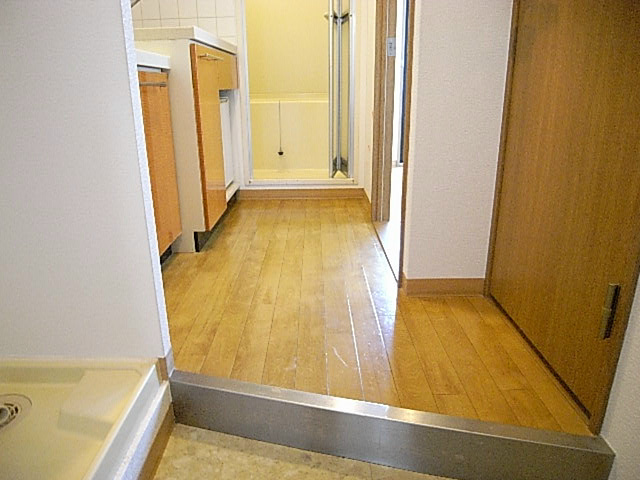 エステムコート神戸・県庁前の玄関