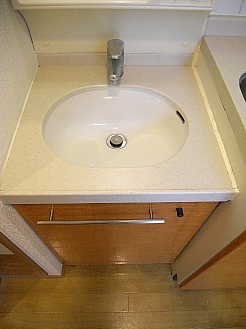 エステムコート神戸・県庁前の洗面所