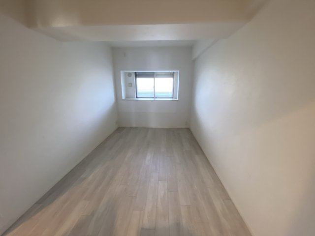 パレ・ロワイヤル田寺東ウエストコートの寝室