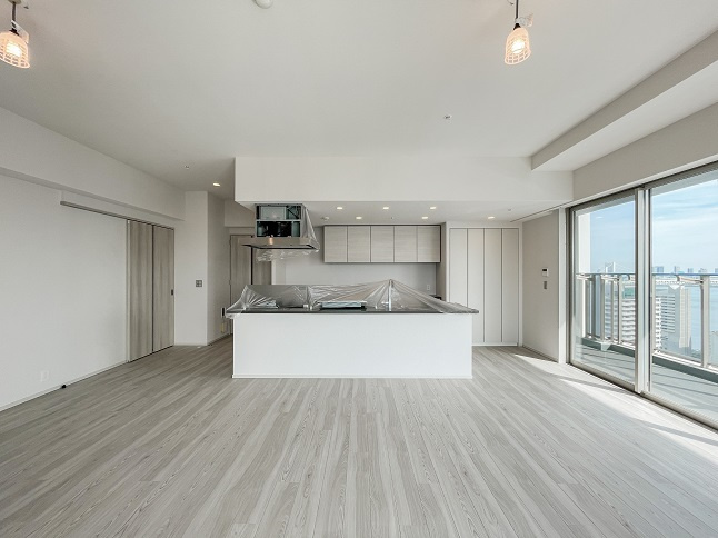 港区港南３丁目の賃貸マンションの居間・リビング
