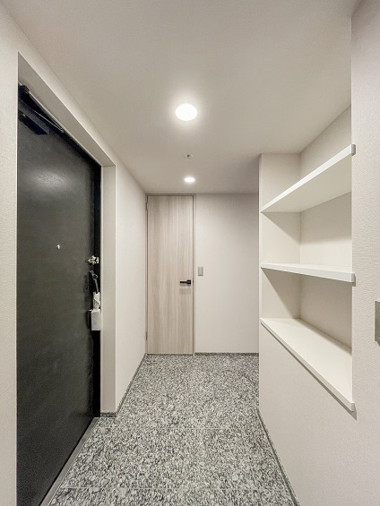 港区港南３丁目の賃貸マンションの玄関