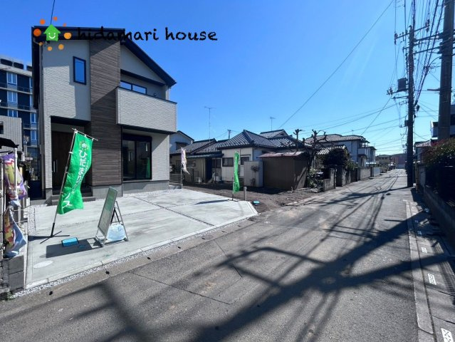 桶川市泉　5期　新築戸建　Erde01の前面道路含む現地写真