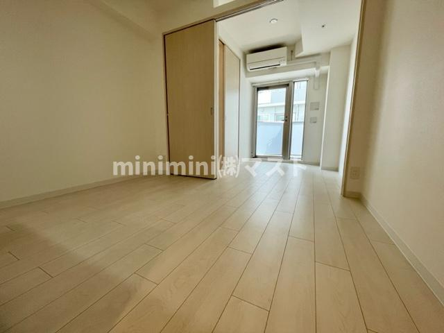 コンフォリア・リヴ谷町九丁目ソルテラスの居間・リビング