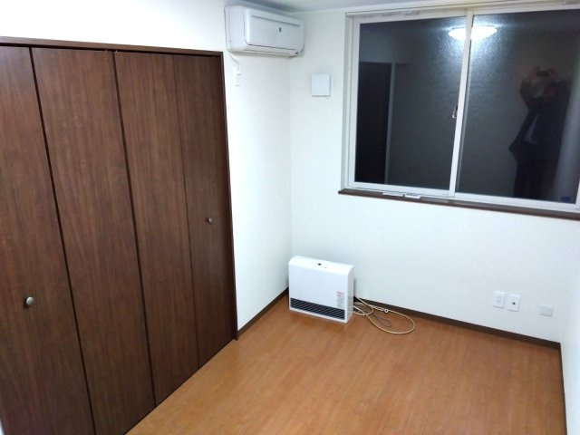 ネクストステージの洋室