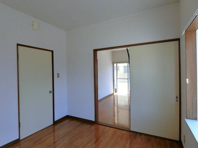 ハウスMTの洋室