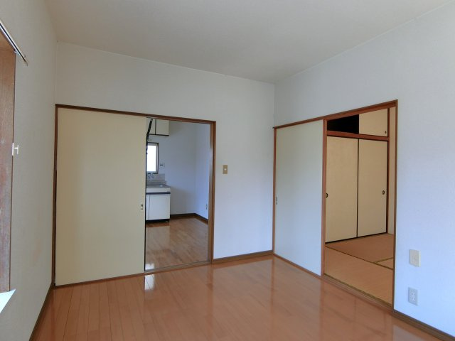 ハウスMTの洋室