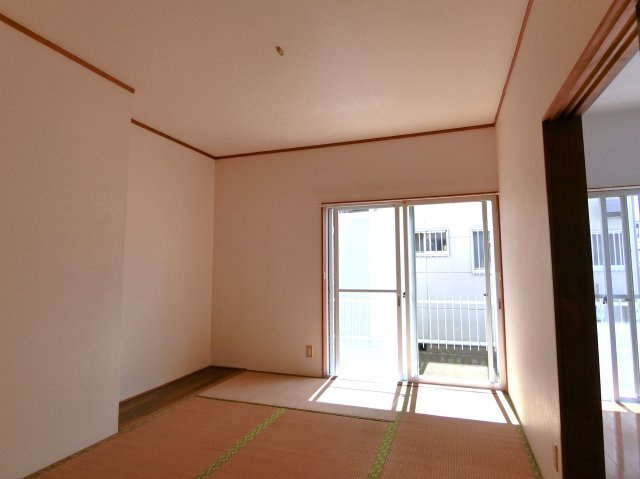 ハウスMTの和室