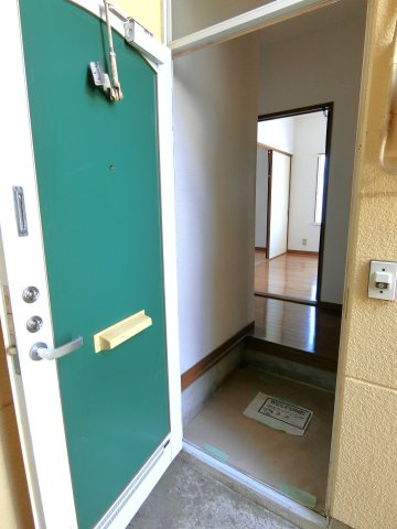 ハウスMTの玄関