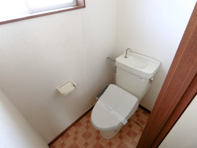 ハウスMTのトイレ