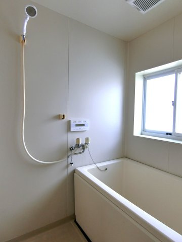 ハウスMTの浴室