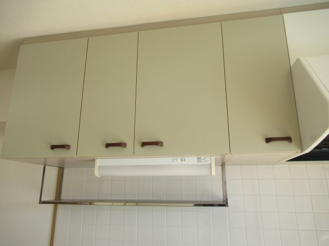 グリーンヒルズ東舞子２ＤＫのキッチン