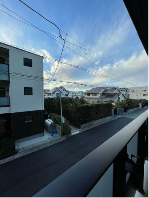 ガーラ・グランディ元住吉のバルコニー