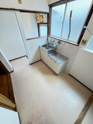 白鳩荘C棟の居間・リビング