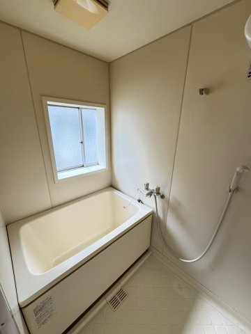 白鳩荘C棟の浴室