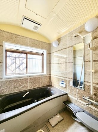 杉１丁目　中古一戸建ての浴室|オートバス
■物件内覧・資金計画相談・住宅ローン相談、リフォーム相談、お問合せ受付中■
※当日・翌日のご内覧、ご相談はお電話でのお問合せがスムーズです！