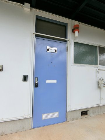 大木アパートの玄関