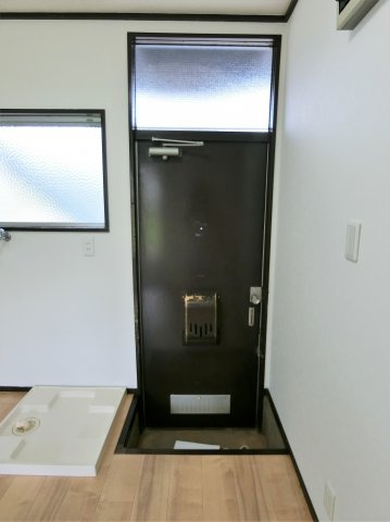 大木アパートの玄関