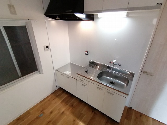 神戸市長田区長尾町２丁目のアパートのキッチン|ガスキッチン