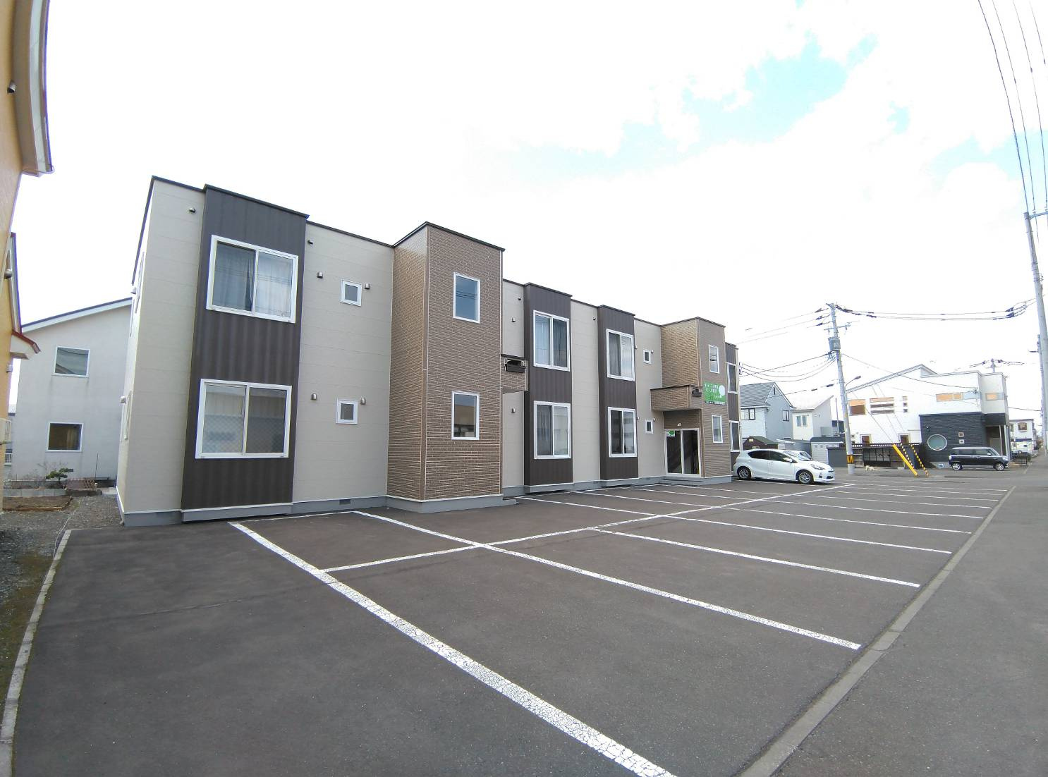 釧路市星が浦大通３丁目のアパートの駐車場