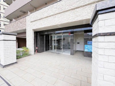 【エントランス】 | リッツ難波南Ⅱ | 清潔なエントランスです