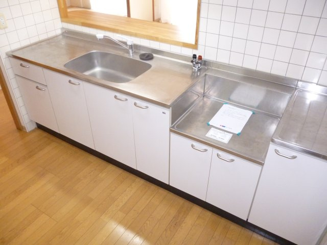 サンラフレ明石２ＤＫのキッチン|きれいなキッチンです