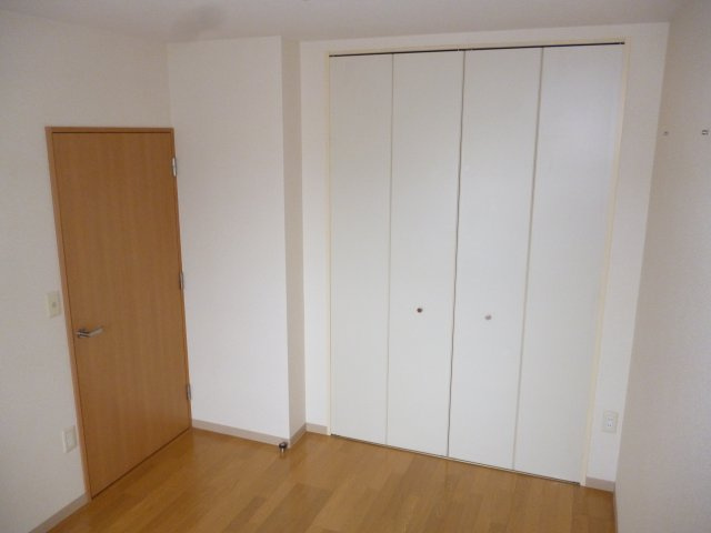 サンラフレ明石２ＤＫの洋室|ゆったりした洋室です