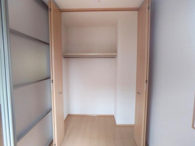 サニーヒルズ岡宮の収納