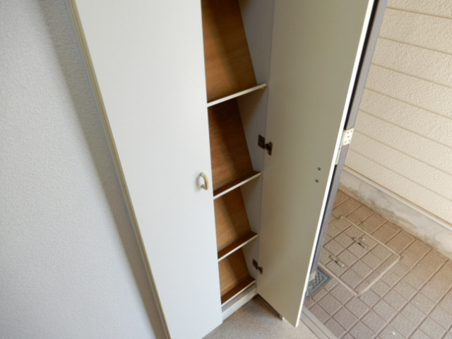 別府第２マンションの玄関