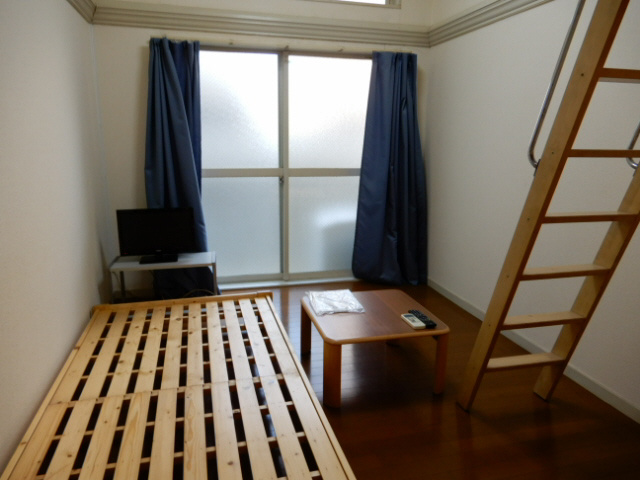 別府第２マンションの寝室