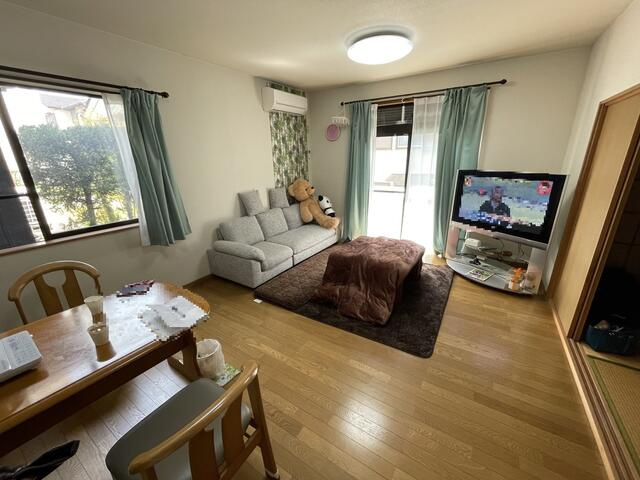 中古住宅　鵜沼台4丁目の居間・リビング