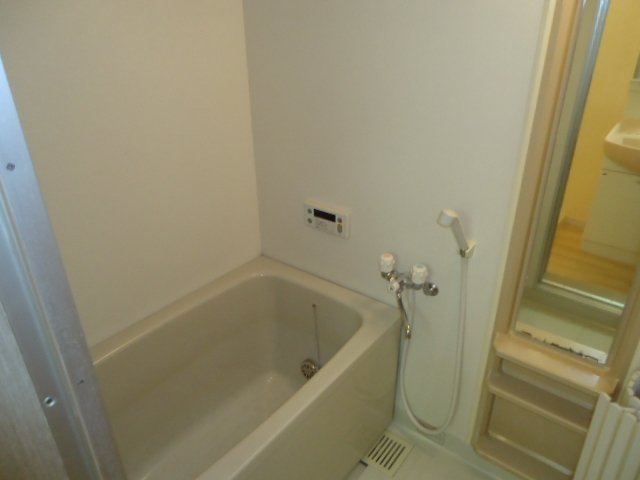 プリマベーラの浴室|バス