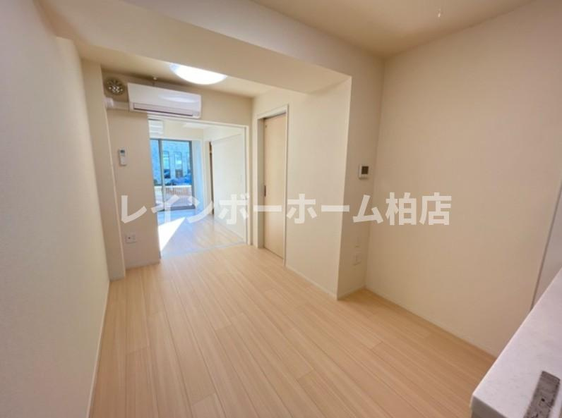 【仲介手数料：50％OFF】対象物件！の居間・リビング|使いやすいリビングです