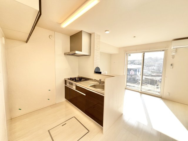 舘の杜 のキッチン|※別部屋参考写真