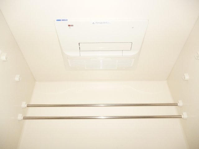 サンラフレ明石３ＤＫの浴室|浴室暖房乾燥機つきです